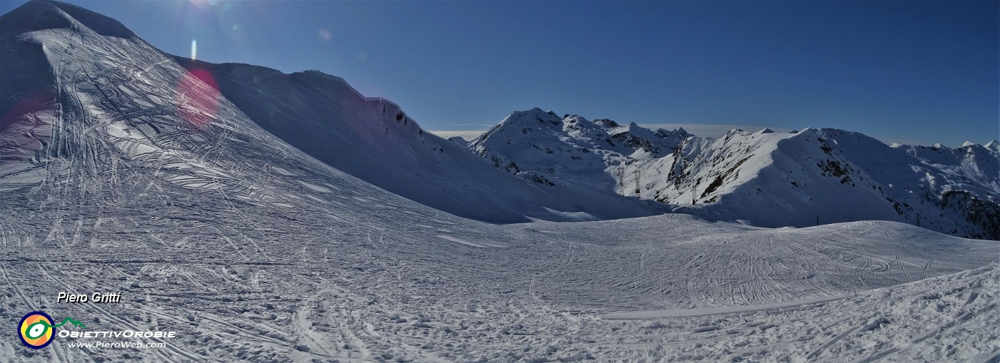 48 Posso salire su Cima Villa (2050 m), la prima a sx.jpg